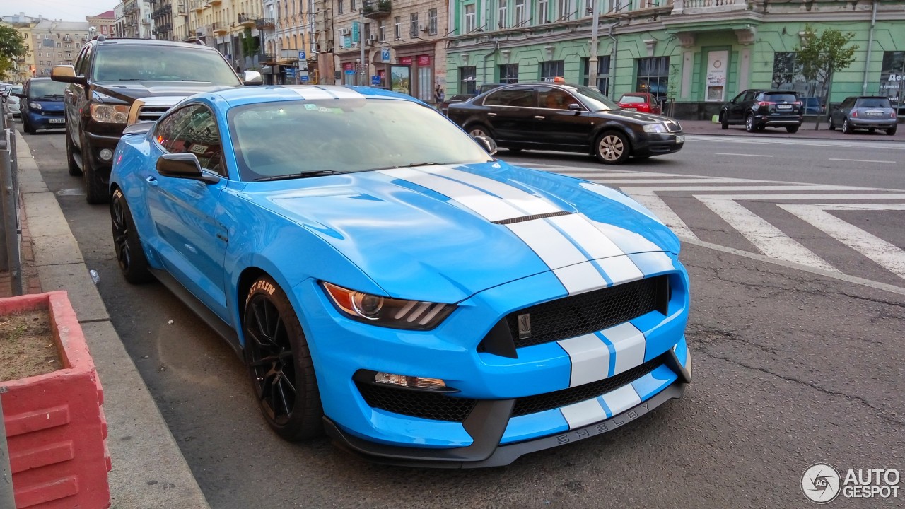 В Украине засняли заряженный Ford Mustang Shelby на иностранных номерах