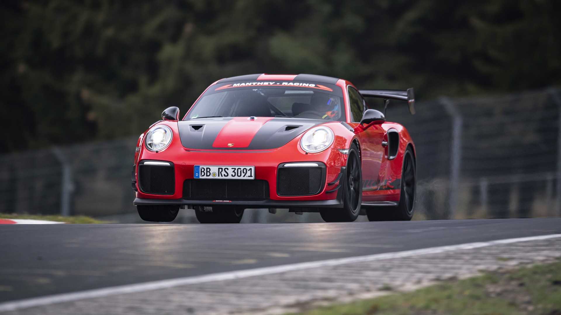 Новый суперкар Porsche побил рекорд Нюрбургринга