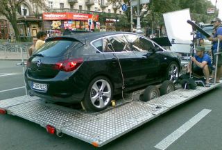 Новая Opel Astra дебютирует во Франкфурте, но уже засветилась в Киеве и Ялте… (ФОТО)