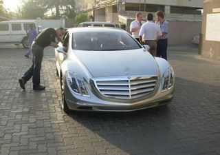 Когда Майбах отдыхает: единственный в мире Mercedes F700 правителя Абу Даби! (5 ФОТО)