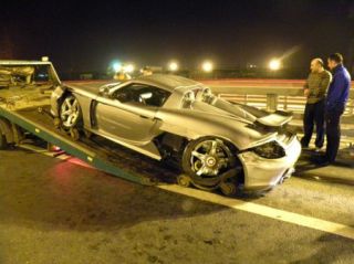 В Питере разбили единственный в городе Porsche Carrera GT! (5 ФОТО)
