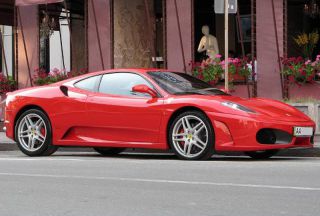 ВНИМАНИЕ: в Киеве снова угнали Ferrari!