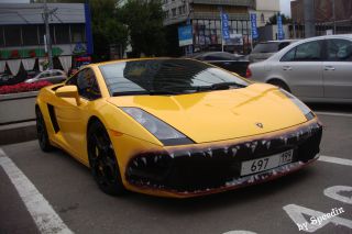 В Москве знают, как изуродовать Lamborghini… (ФОТО)