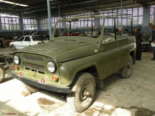 УАЗ-469 и Land Rover Defender: два разных подхода к решению одной задачи (6 ФОТО)