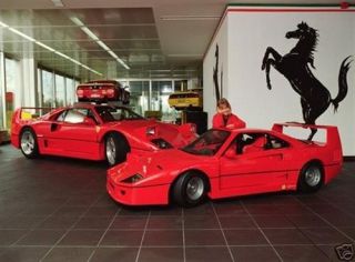 Ferrari для подрастающих олигархов продается за $25000 (4 ФОТО)