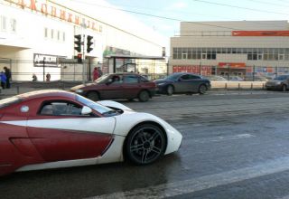 Российский суперкар Marussia уже ездит по Москве! (2 ФОТО)