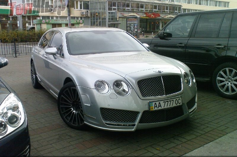 Bentley Continental Flying Spur Mansory