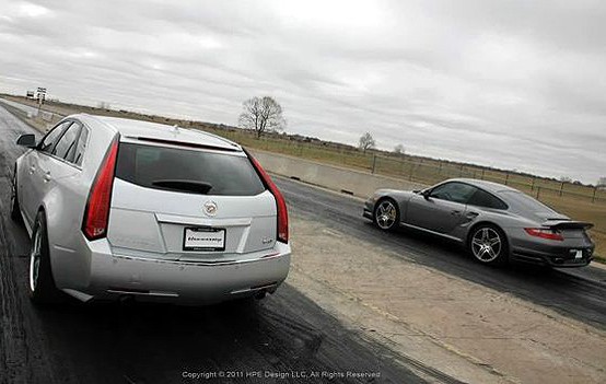 Интересное сравнение: универсал Cadillac против Porsche 911 Turbo! (ВИДЕО)