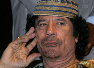 Янукович отдыхает: мажЫрный кортеж лидера Ливии Муаммара Каддафи (ВИДЕО)