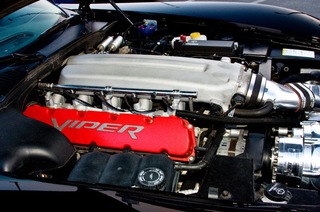 Тест-драйв Dodge Viper SRT10: ищем цензурный перевод «F#ck fuel economy»…