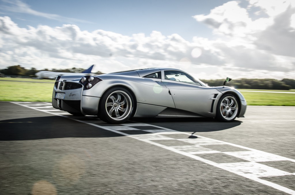 Pagani huayra максимальная скорость