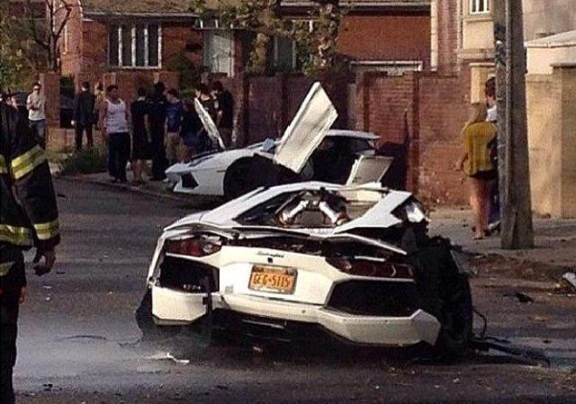 Владелец новенького Lamborghini Aventador разломал его на две части!