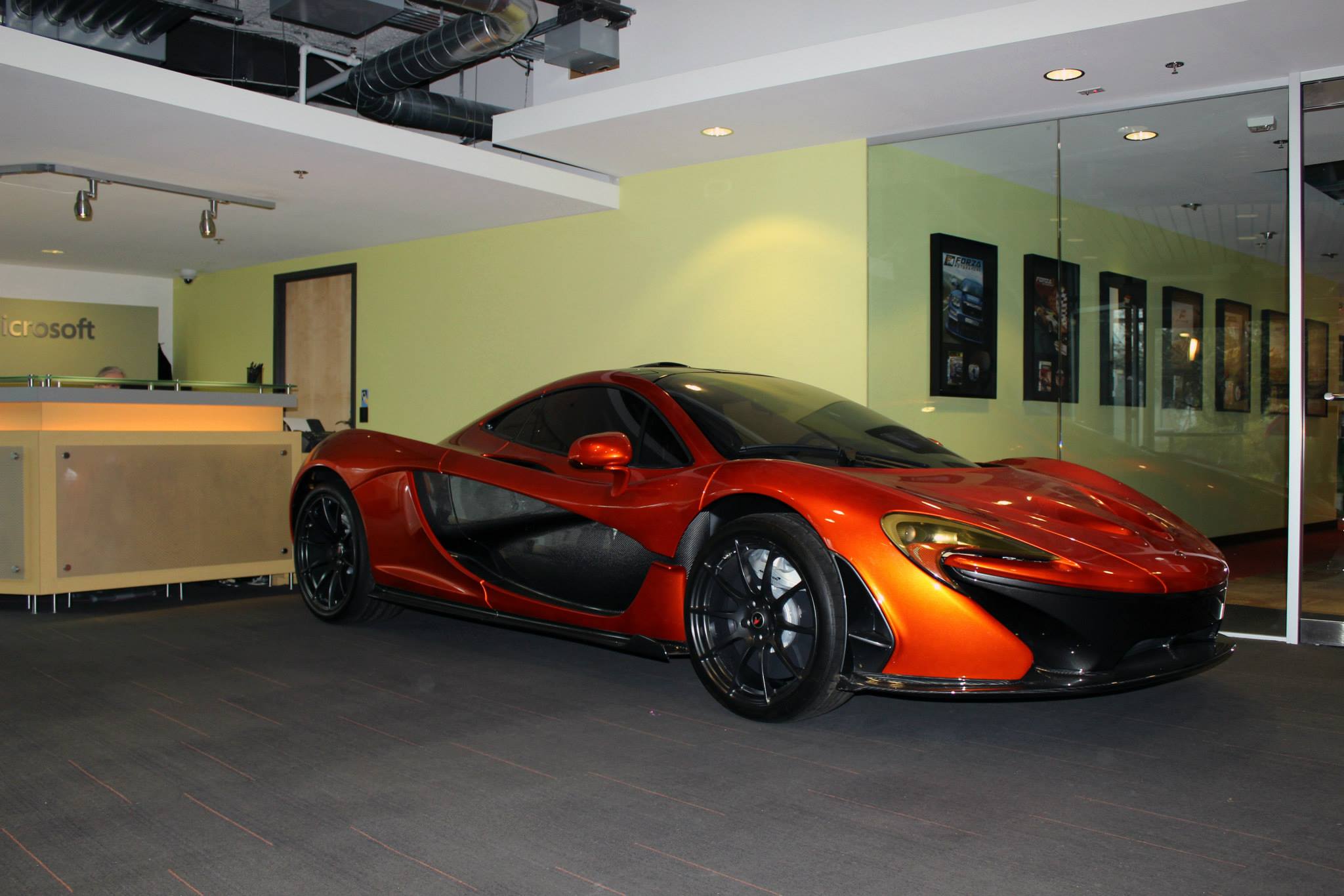 Создатели McLaren P1 подделали собственный суперкар!