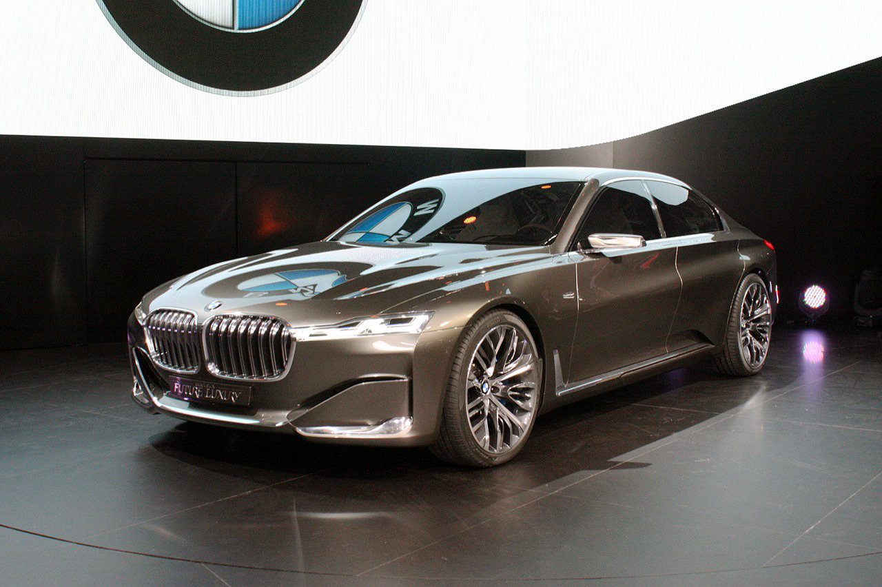 7 series 9. BMW 7 2022 Concept. БМВ 7 концепт 2022. БМВ Майбах. BMW Vision Future Luxury.