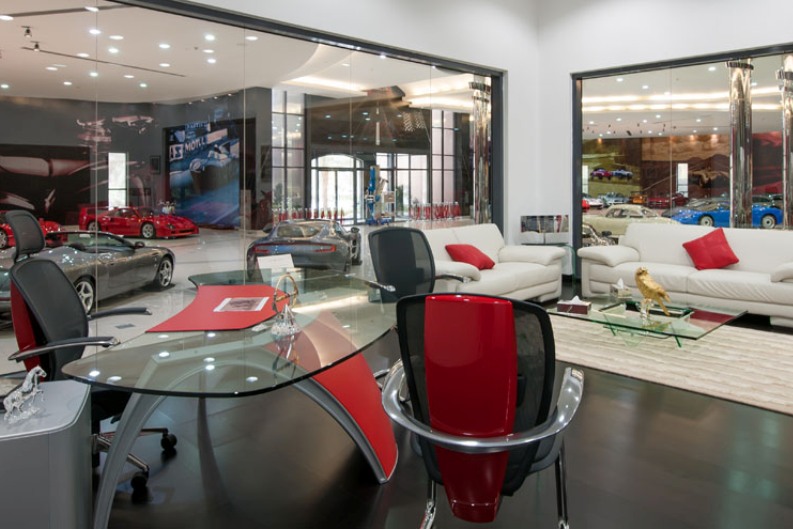 SBH Royal Auto Gallery – самая впечатляющая коллекция суперкаров на планете!