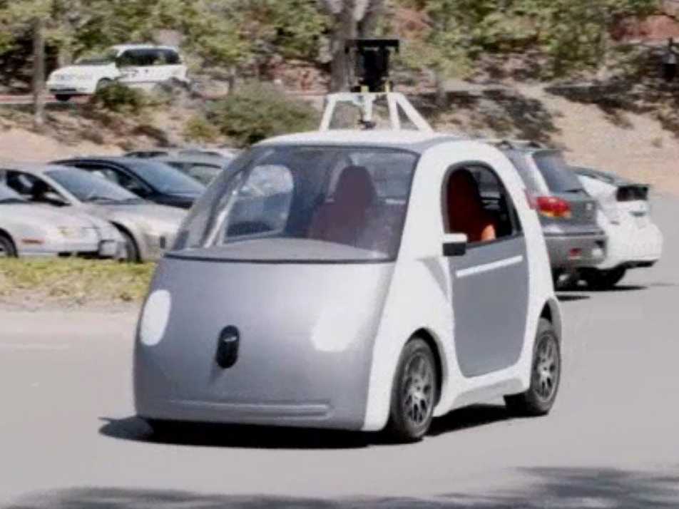 Google в помощь: автомобиль без руля и педалей