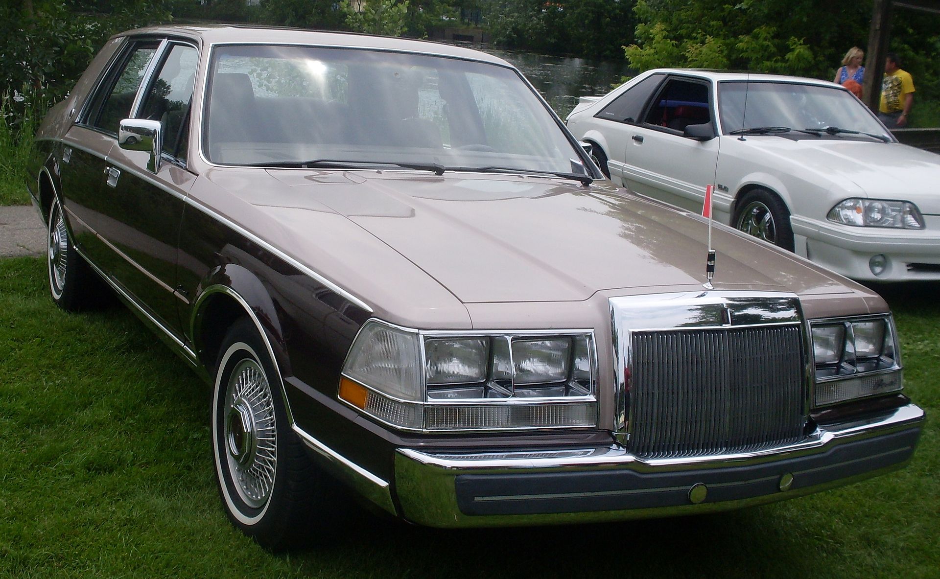 Американская классика: история Lincoln Continental с вкладыша Turbo