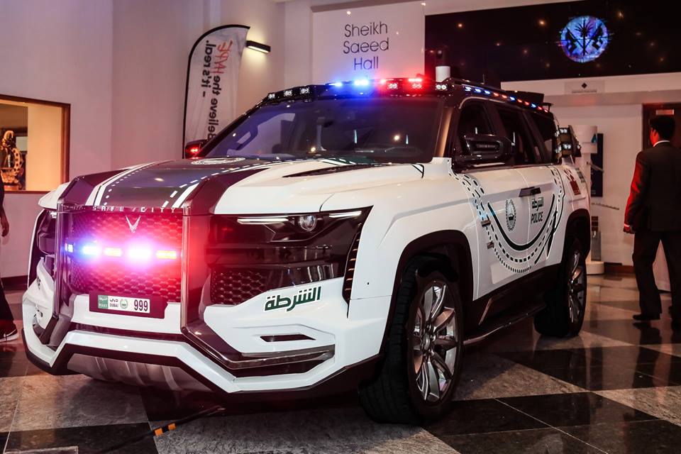 Полиция Дубая пересядет на безумные арабские внедорожники