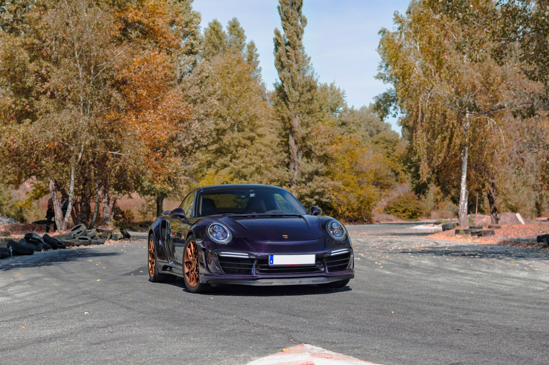 В Украине засветился сверхмощный тюнингованный Porsche 911
