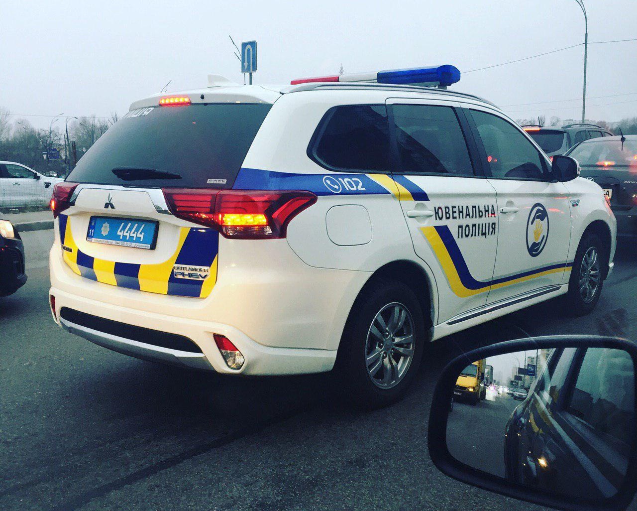 Новость одной картинкой: авто ювенальной полиции с крутым номером