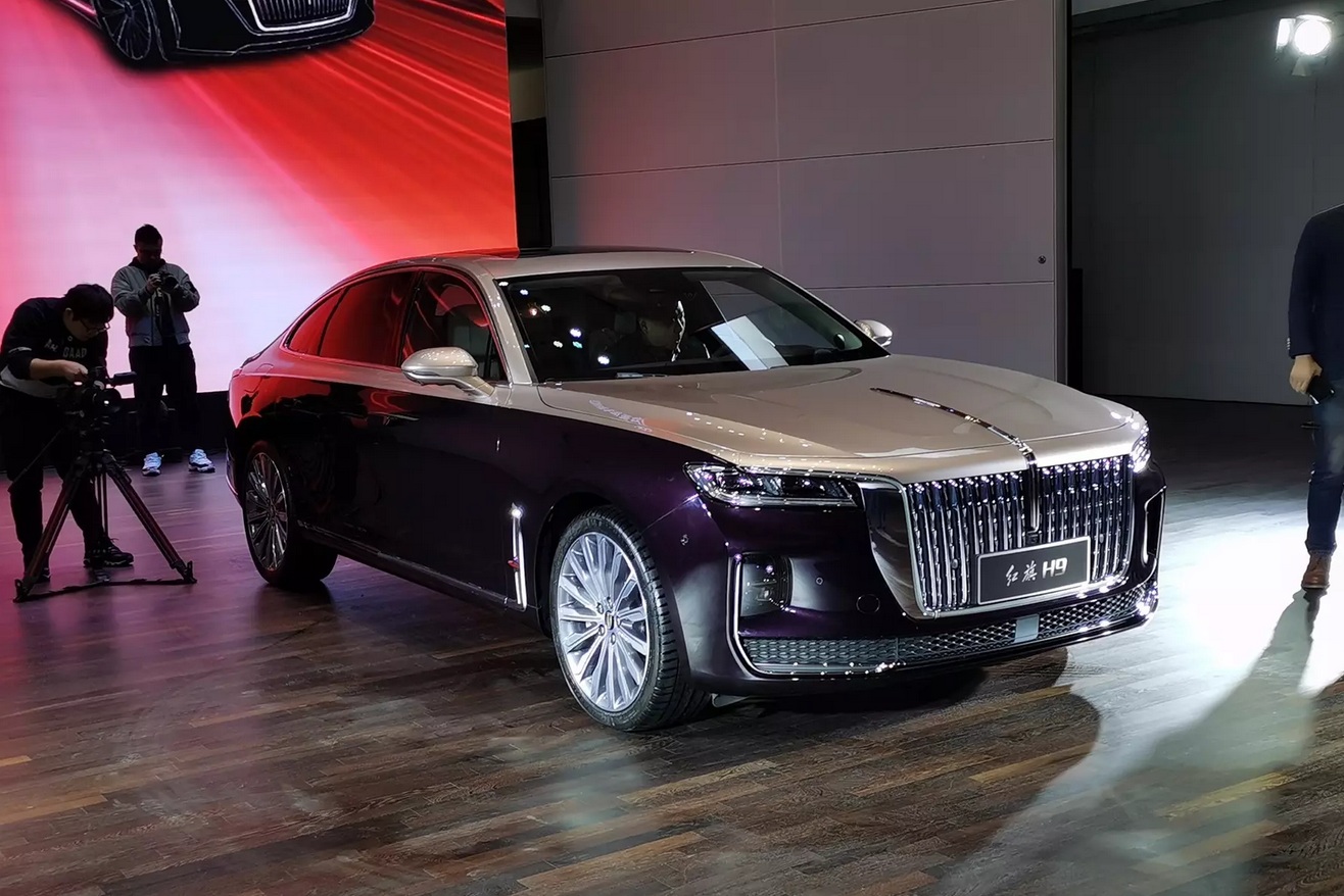 Китайцы представили крутой клон Rolls-Royce по цене Кемри