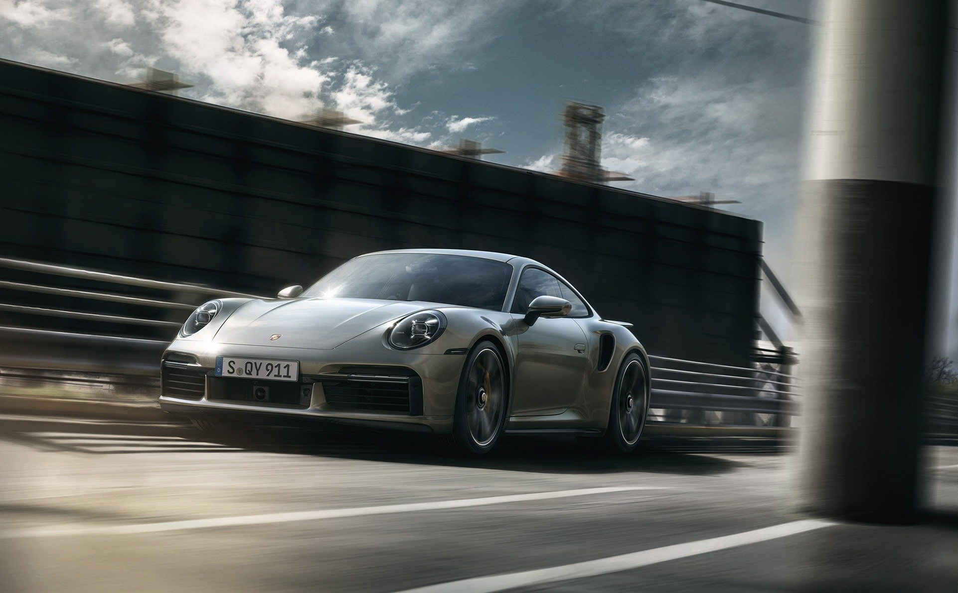 Новый Porsche 911 Turbo полностью рассекречен