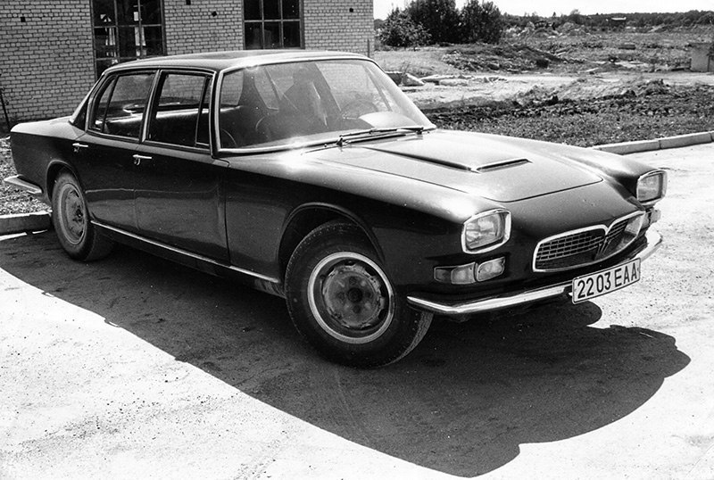 Какие суперкары и элитные авто были у советских вождей