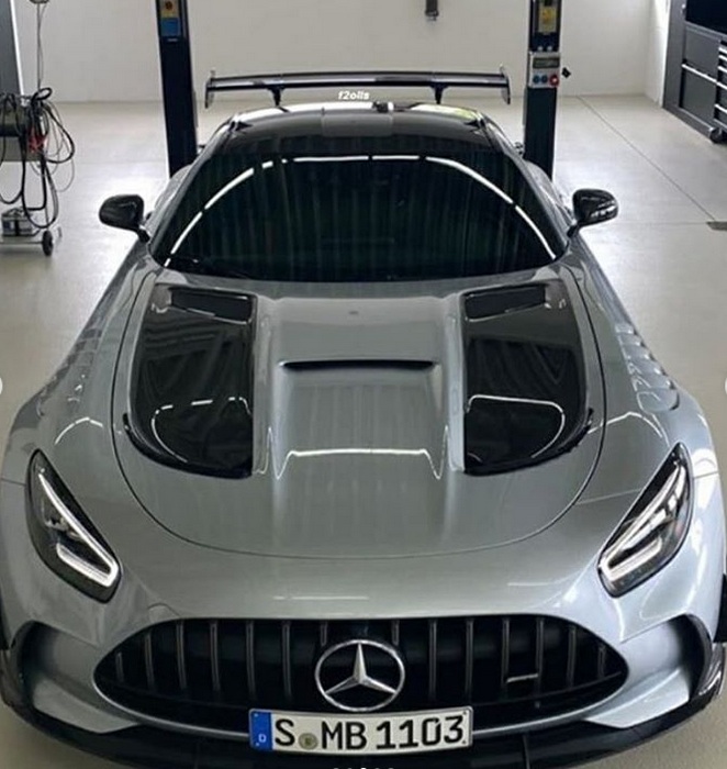 Фото и подробности самого экстремального Mercedes-AMG
