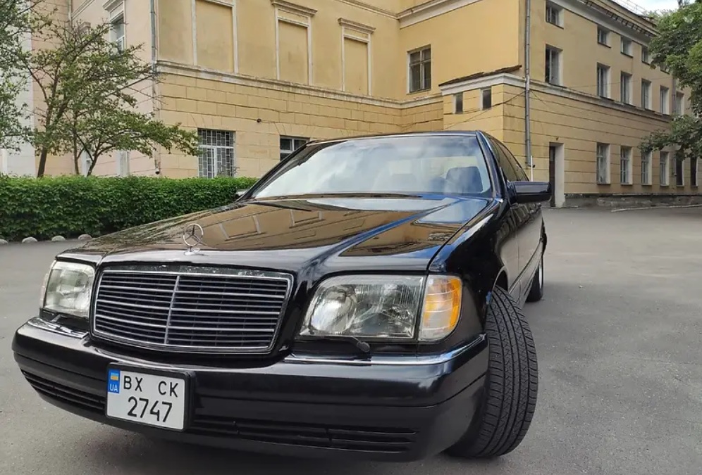 В Украине обнаружен идеальный 20-летний Mercedes S-Class W140