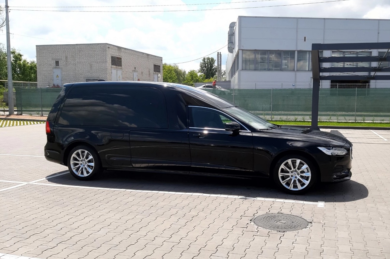 В Украине продается очень необычный Volvo за 6 миллионов