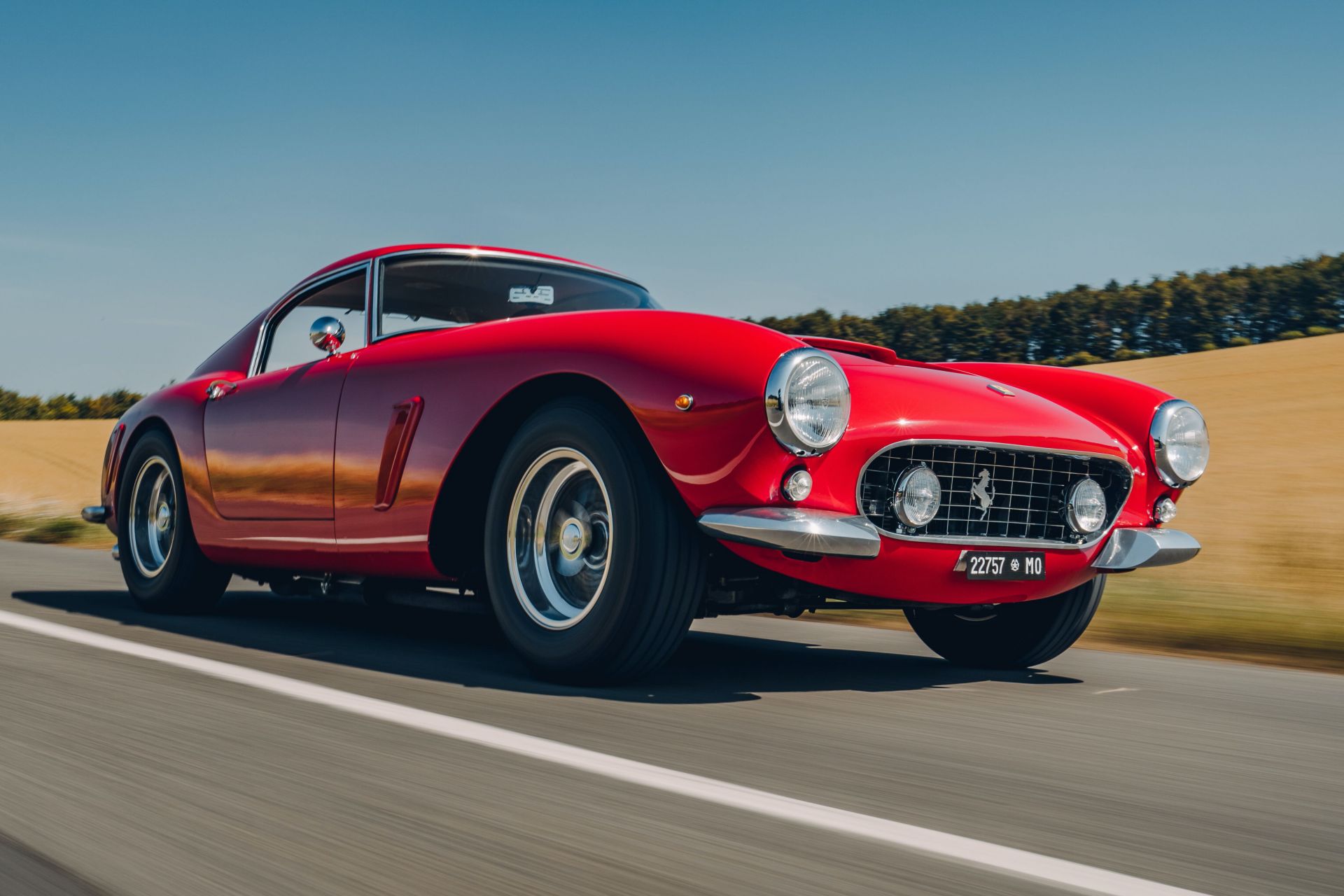 Культовый 60-летний Ferrari вернули в производство
