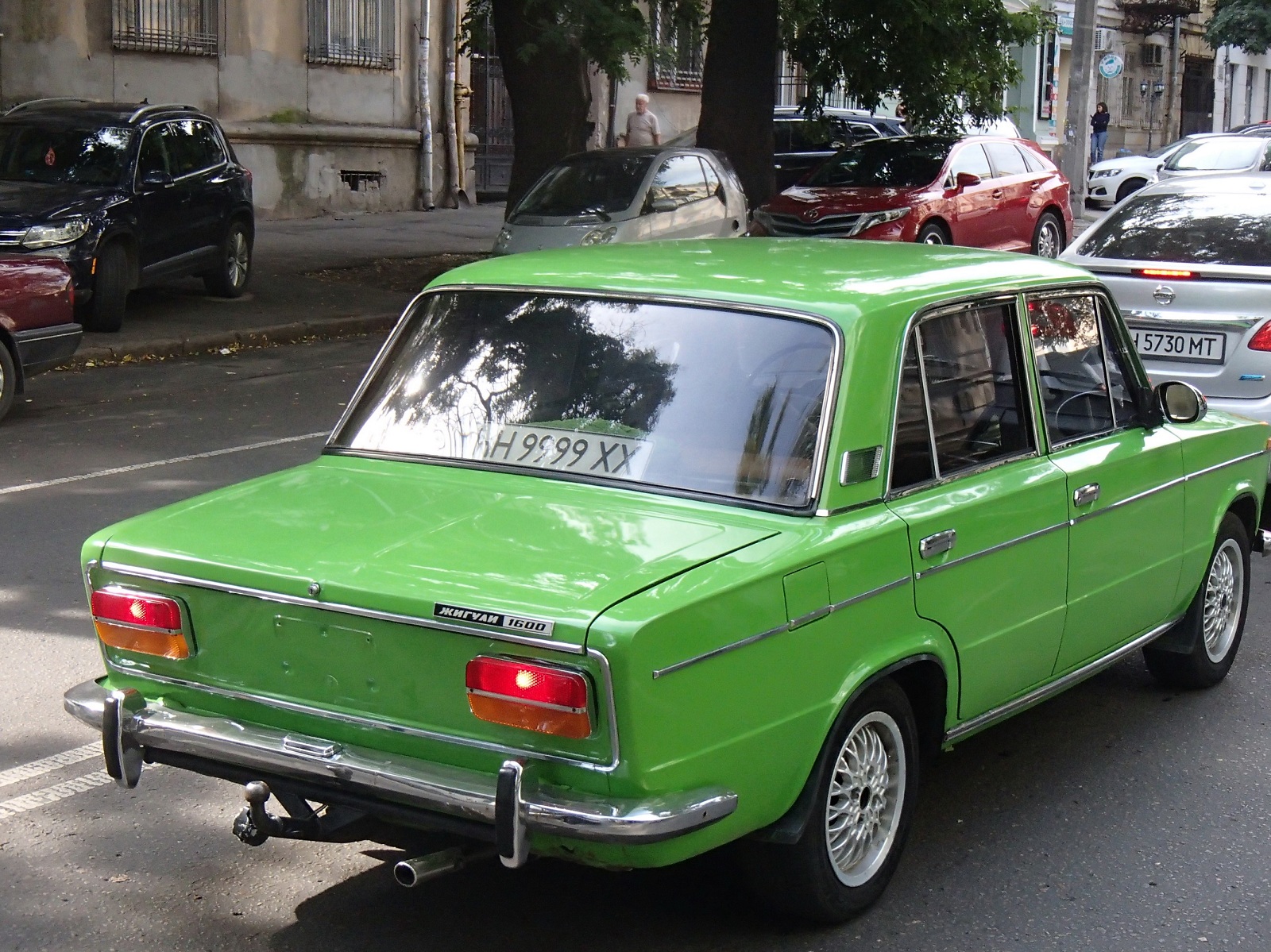 В Украине засняли Жигули на крутых номерах дороже самого авто