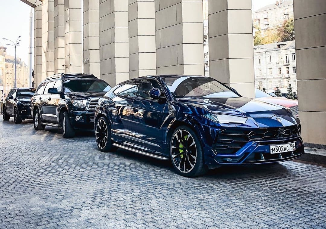 В Украине заметили дорогой Lamborghini на российских номерах