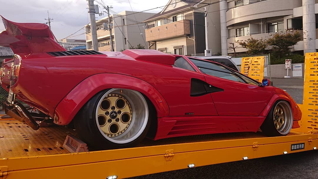 Японцы выполнили самый нестандартный тюнинг Lamborghini