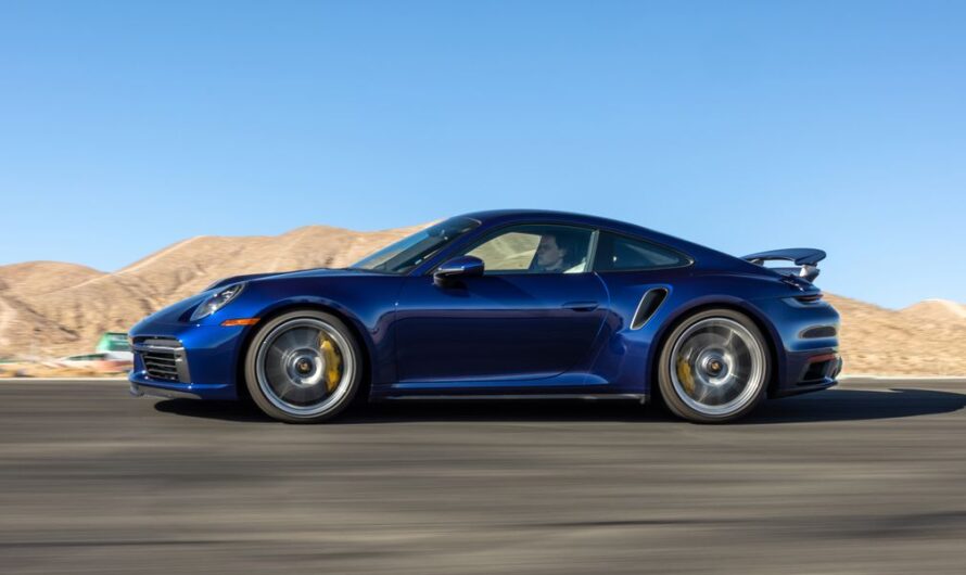 Гиперкар Porsche 911 Turbo S Lightweight разгоняется до сотни за 2,1 секунды (видео)