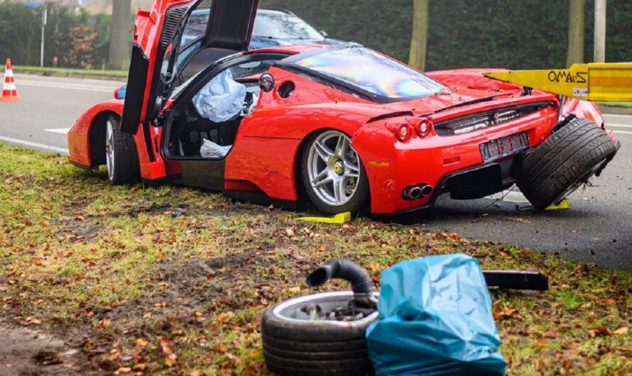 Культовый суперкар Ferrari за $3 миллиона разбили во время тест-драйва