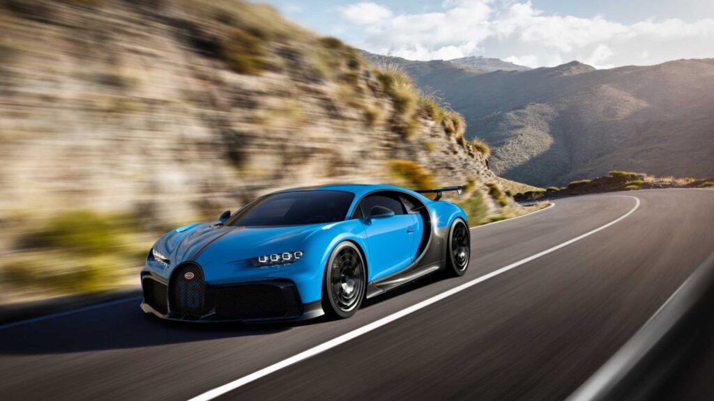 У лимитированного Bugatti Chiron трескаются шины 2