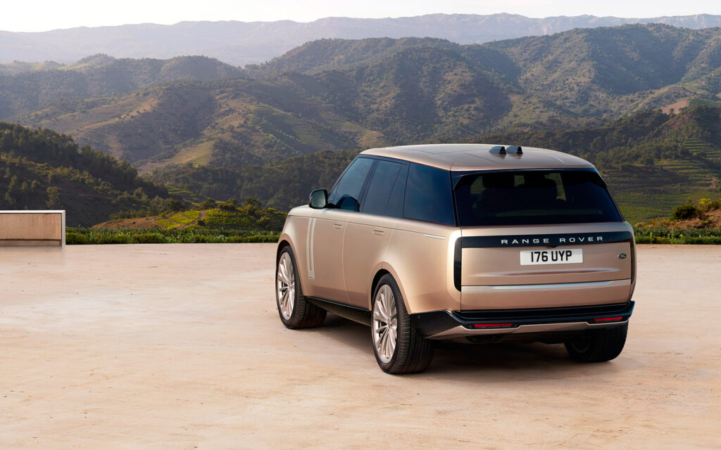 Каким будет внедорожник Range Rover Sport пятого поколения 2