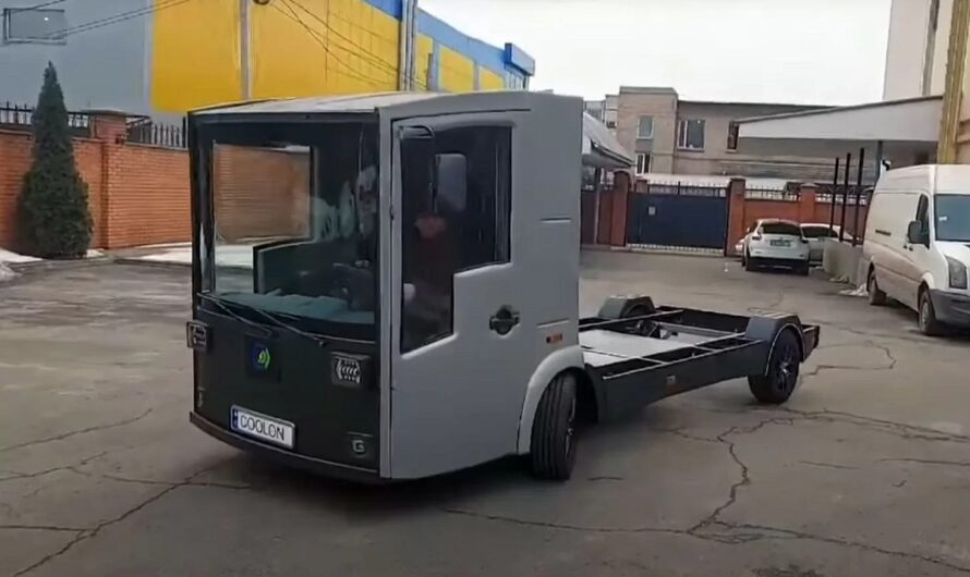Первый украинский электромобиль засняли во время тестов (видео)
