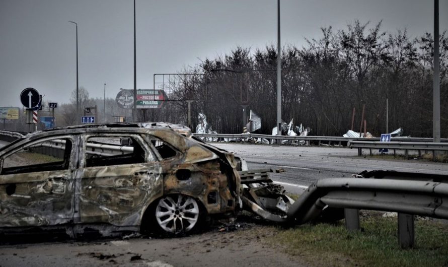 В Буче, Ирпене и на Житомирской трассе расстреляны десятки авто (фото)