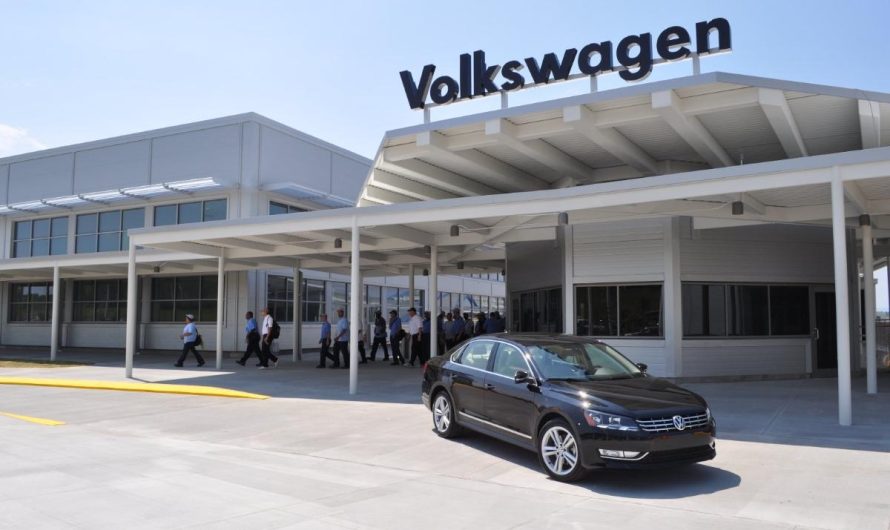 Volkswagen може продати російський завод австрійському концерну