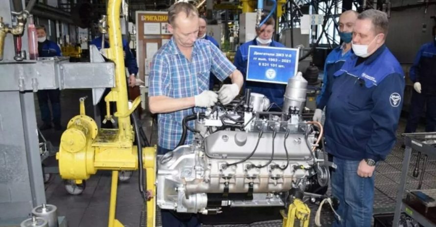На росії відновили випуск застарілих 60-річних двигунів