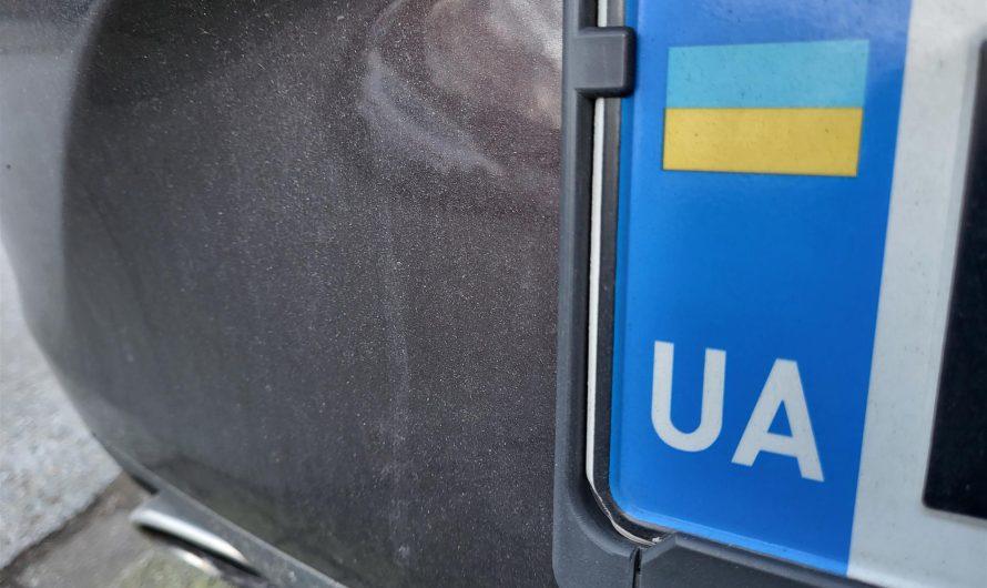 У Німеччині виникли проблеми з авто на українських номерах