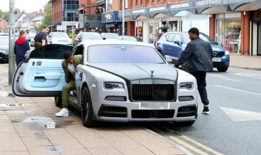 Футболіст розбив розкішний лімітований Rolls-Royce за $860 000 (відео)