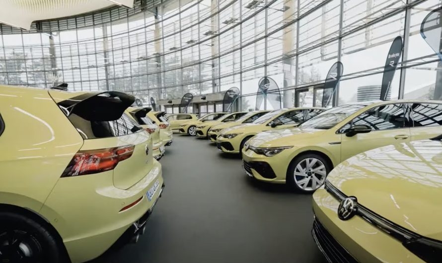 Volkswagen випустив перші екземпляри найдорожчого Golf в історії (відео)
