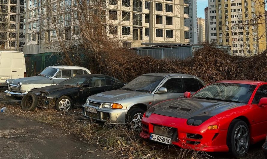 У Києві виявили кладовище рідкісних Mitsubishi 90-х (фото)