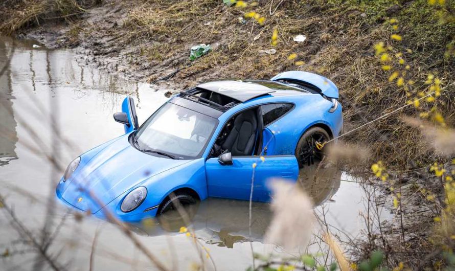 У Нідерландах попав у аварію Porsche 911 на київських номерах (фото)