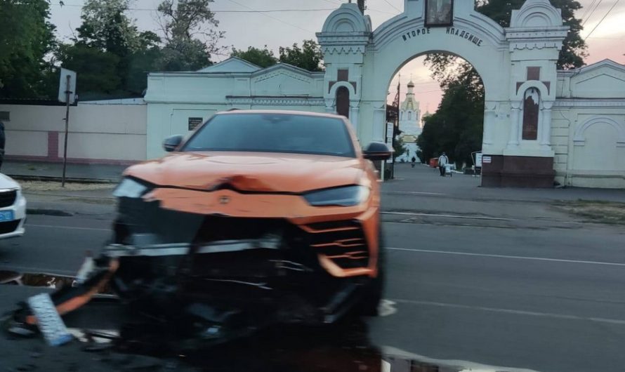 У Одесі розбили дорогий кросовер Lamborghini Urus (відео)