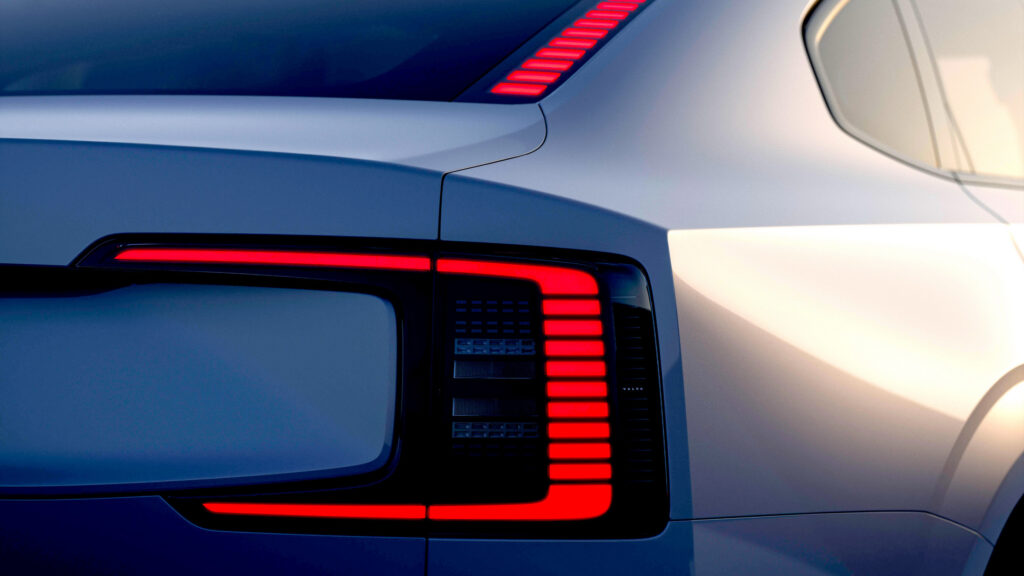 Продажі електромобілів Volvo падають швидше, ніж очікувалося, через зменшення попиту на авто з акумуляторами