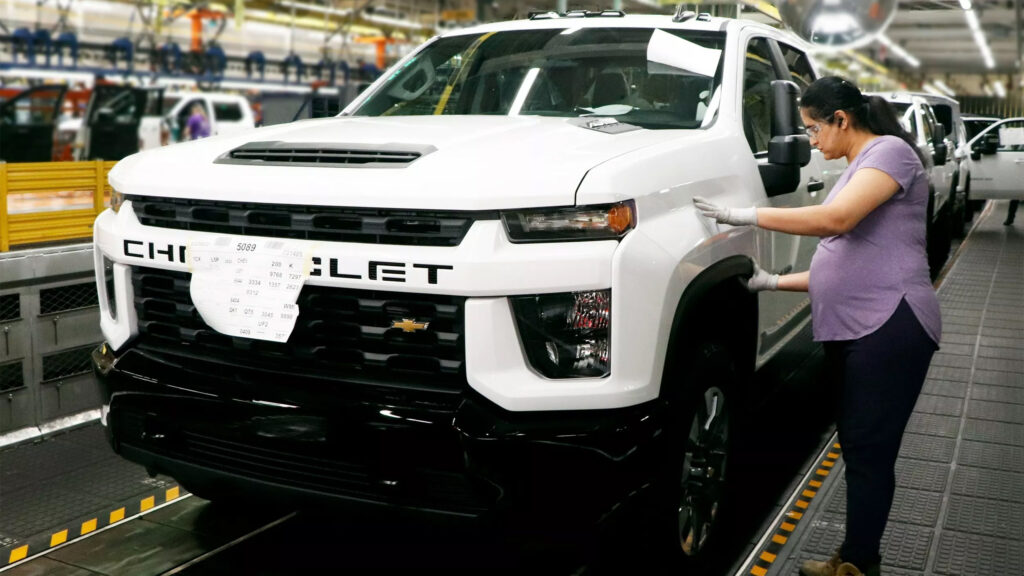 У Канаді на заводі General Motors запровадили чергові тимчасові звільнення